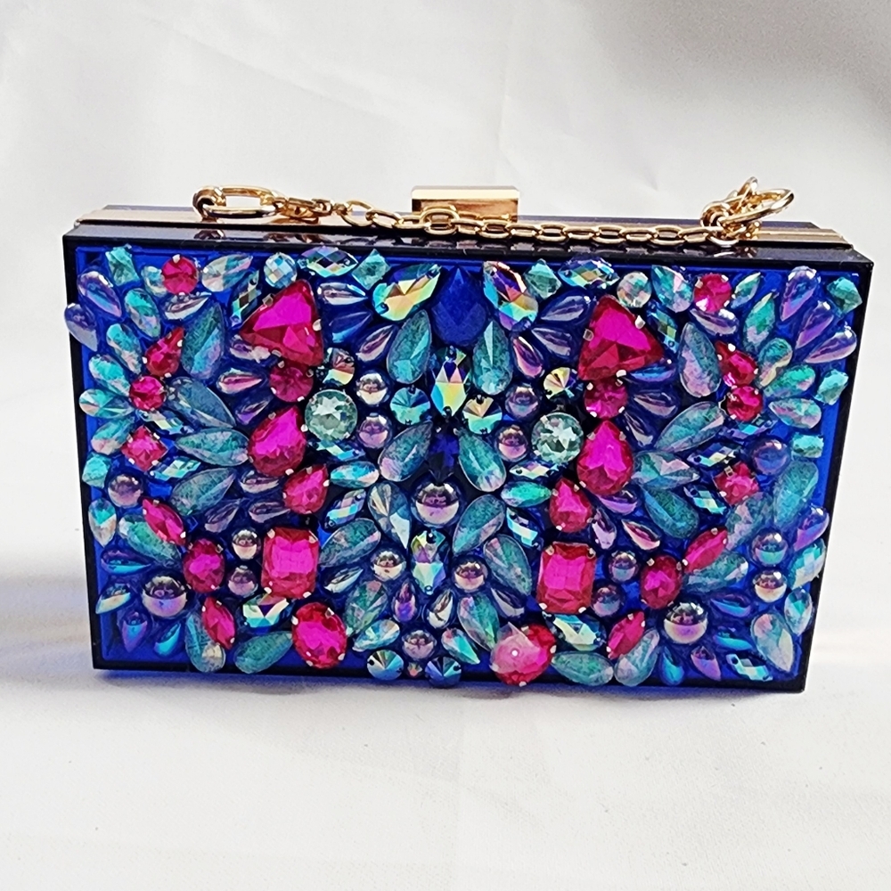 STUNNING BAG!  Flower Power Blue Acrylic Clutch w 3D Flowers - Picture 7 of 9